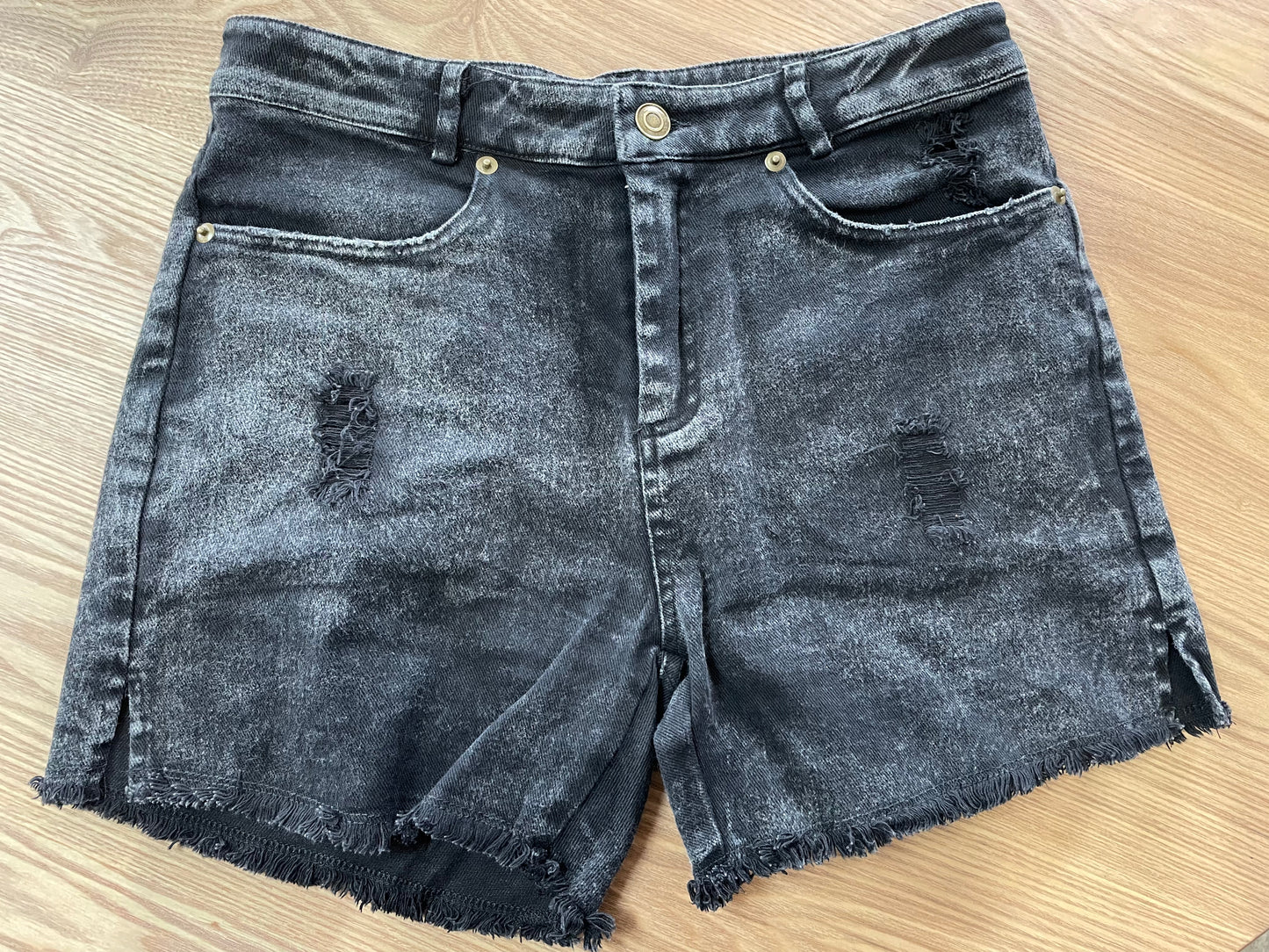 Basic Washed Denim Shorts