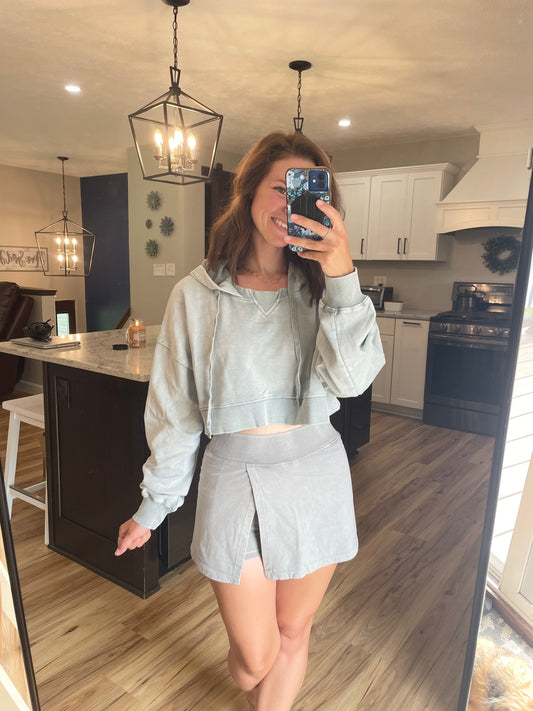 Mineral Washed Pullover Crop Hoodie