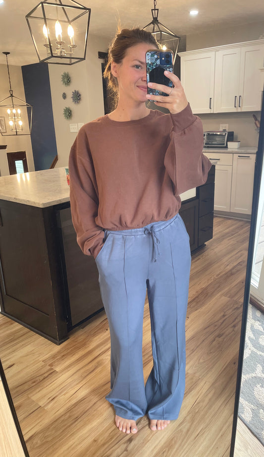 Elastic Hem Cropped Sweatshirt